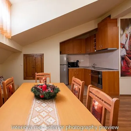 Moma - Charming In The Heart Of Ancient Center Гостьовий будинок