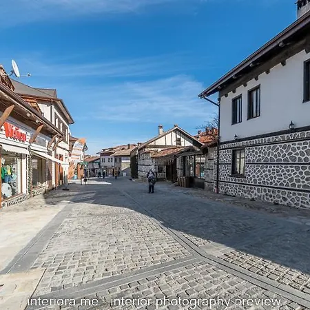 Къща за гости Moma - Charming In The Heart Of Ancient Center