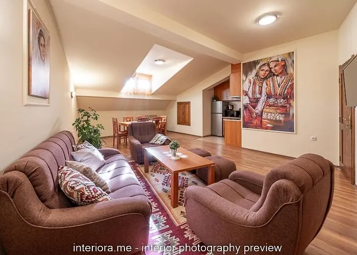 Moma - Charming In The Heart Of Ancient Center Гостевой дом 3*